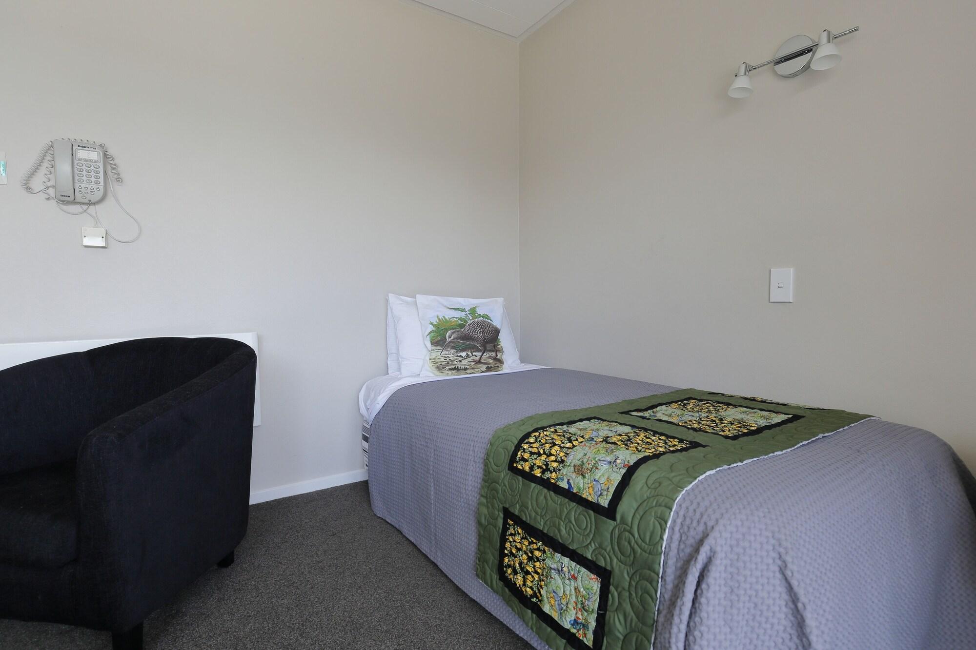 Aden Motel